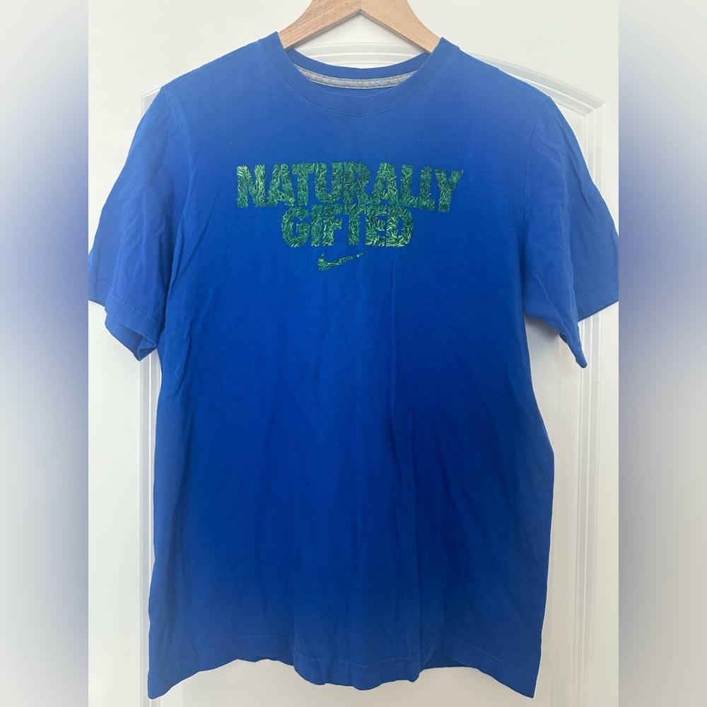 Boys’ Nike Shirt, Size XL